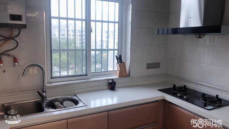 城市花园五楼精装修 诚心出售 看房有钥匙